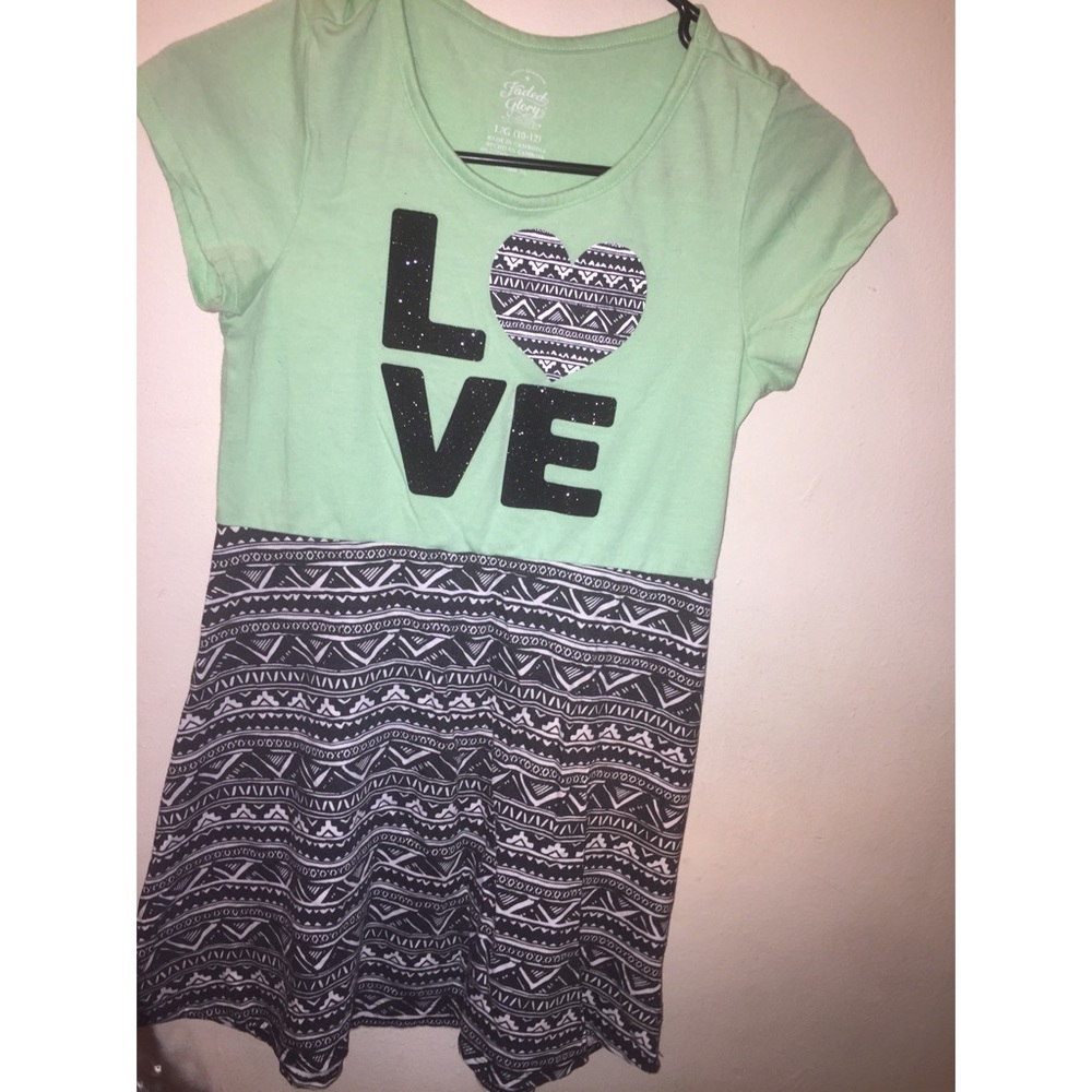 Short sleeve casual turquoise black & white dress